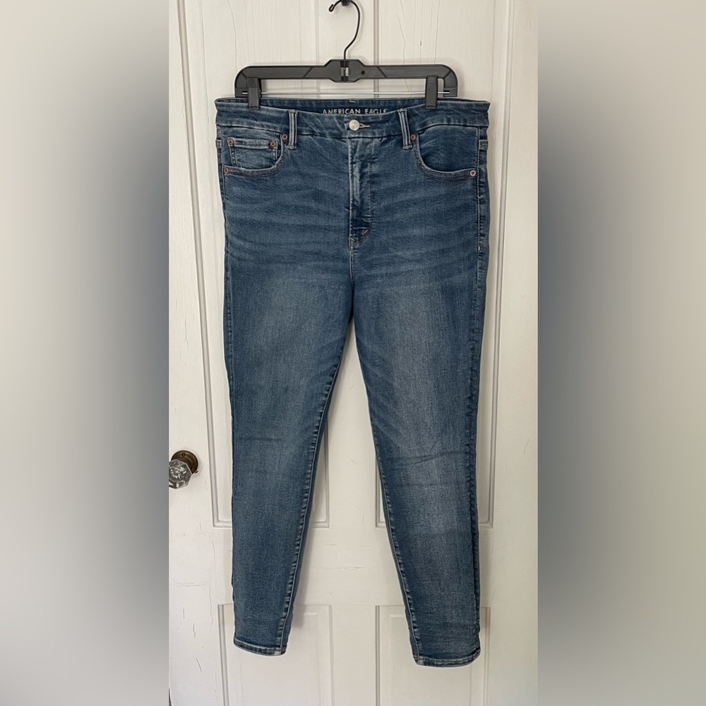 American Eagle Super Hi Rise Jegging